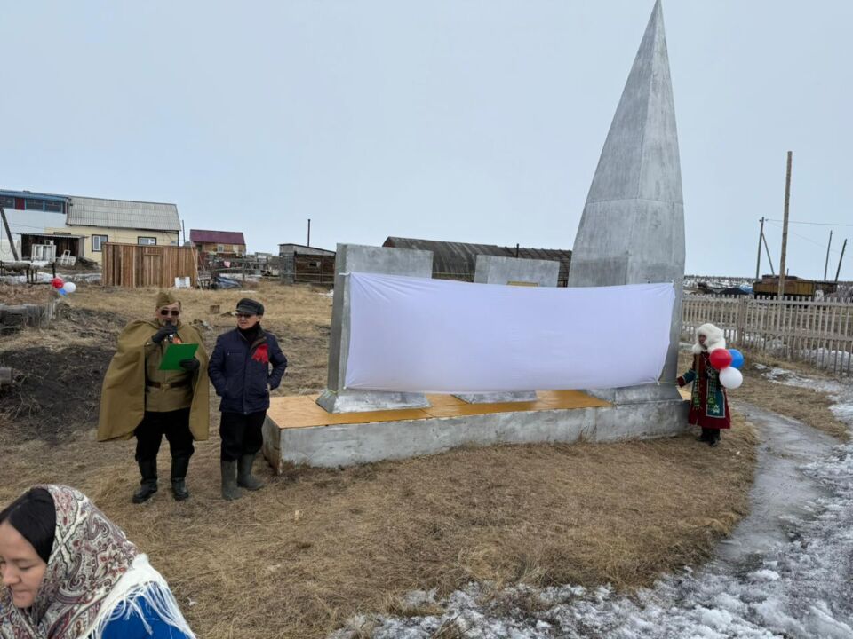 В Тумате отметили 80-летие Великой Победы открытием памятного мемориала участникам ВОВ