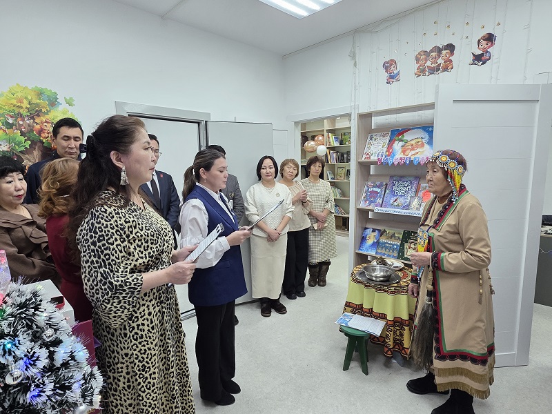 В Усть-Янском районе торжественно открылась детская модельная библиотека