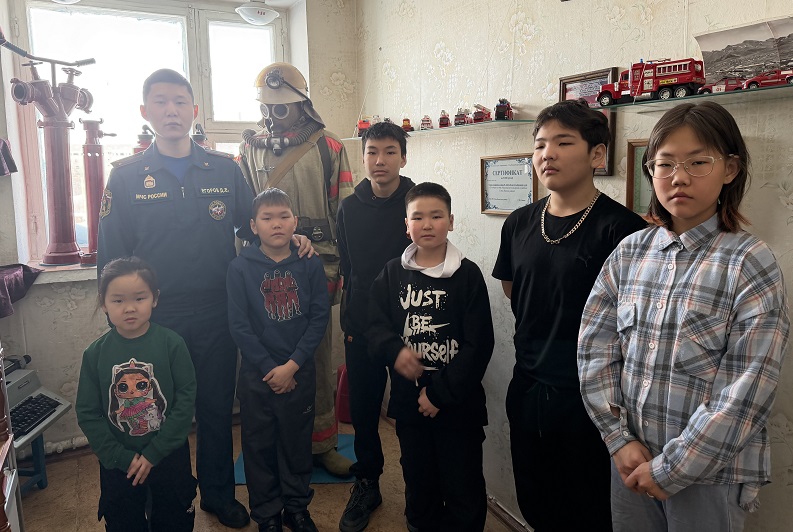 Школьники из Уянди провели профориентационную неделю в Депутатском