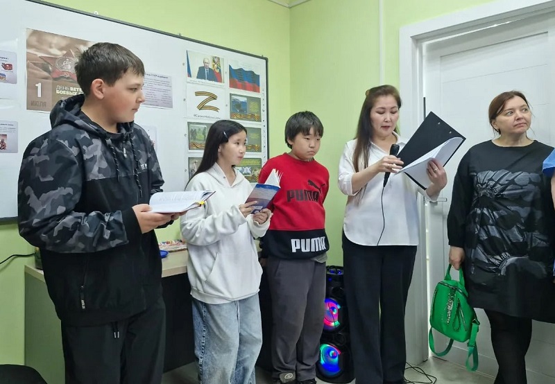 В Усть-Янском районе на круглом столе обсудили поддержку ветеранов и патриотическое воспитание молодежи