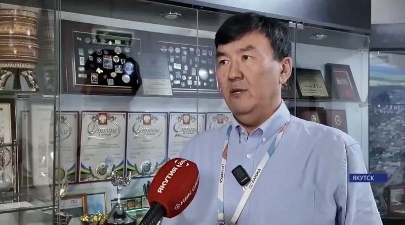 Неделя без турникетов в АЛРОСА: ученики Физико-технического лицея узнали как проходит сортировка и оценка якутских алмазов