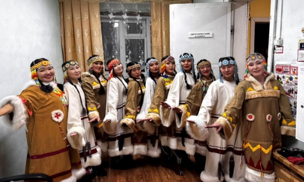 «Сердце, наполненное любовью»: в Казачинском ДК «Сайдыы» прошёл концерт ко Дню матери