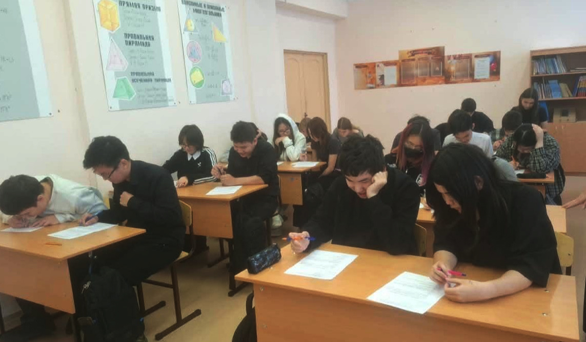 Детские библиотеки провели Всероссийскую олимпиаду «Символы России. В дружбе народов - единство России»