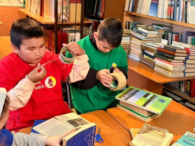 В Хайырской школе прошла Всероссийская акция «Открывая книгу»