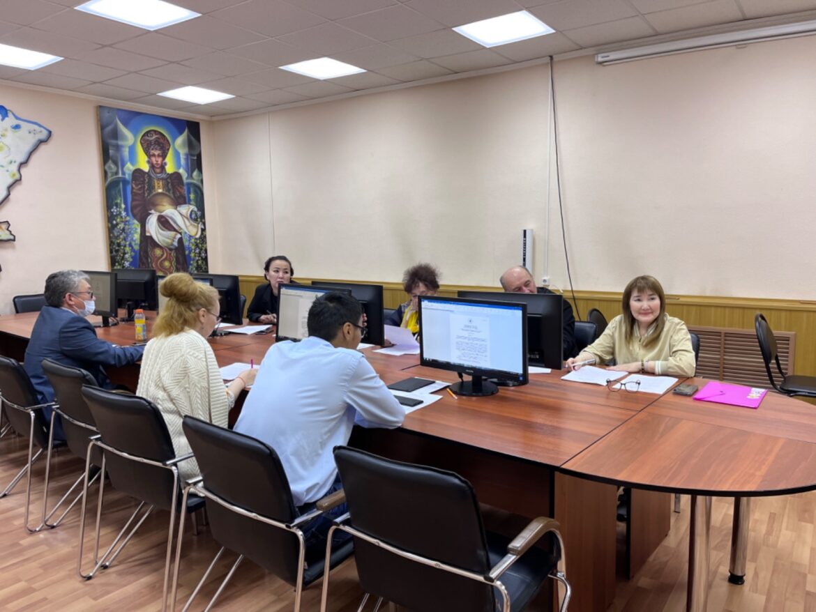 Депутаты совета муниципального района "Усть-Янский улус (район)"