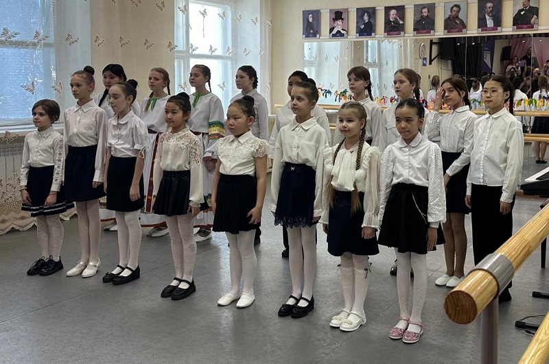 WhatsApp Image 2025-03-24 at 22.06.17 "Музыка весны" прозвучала в Депутатской школе искусств